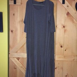 PLUS SIZE MAXI DRESS